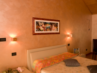Camera-letto Effetto Metallico
